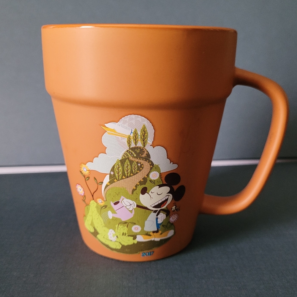 NWT Disney 2017 Epcot Flower Garden Festival Flower Pot Mug